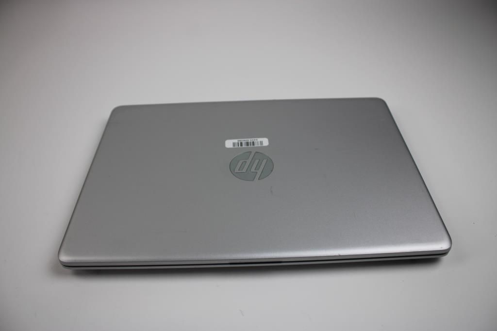 HP 14 Laptop - photo 1