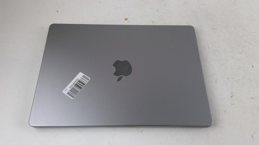 Apple Macbook Pro, Apple Locked, Sold For Parts - photo 1