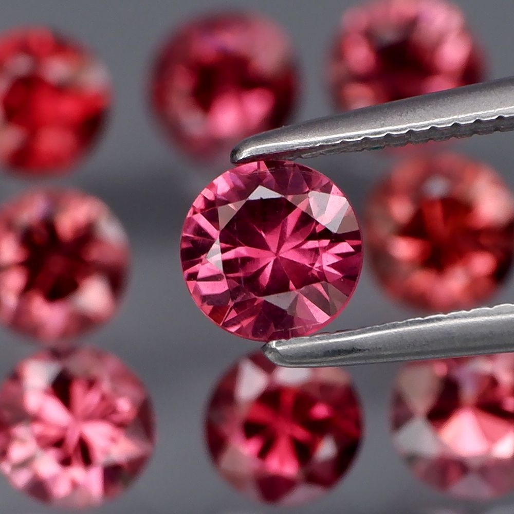 No Reserve VVS Natural Rhodolite Garnet Round Cut Loose Gemstone — photo 1