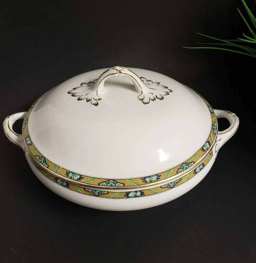 Wood & Sons Ltd. Burslem England Hand Painted Gold Trim Lidded Dual Handled Porcelain Tureen - photo 1
