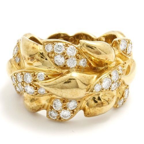 Estate CHANEL 18K Yellow Gold Leaf Motif Diamond Ring sz 4 - photo 1