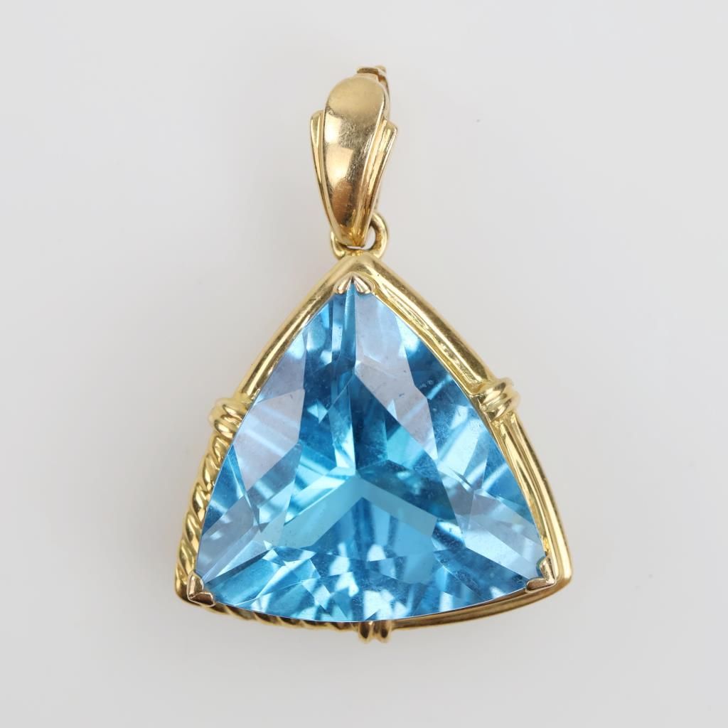 14kt Gold Blue Topaz Triangle Pendant - photo 1
