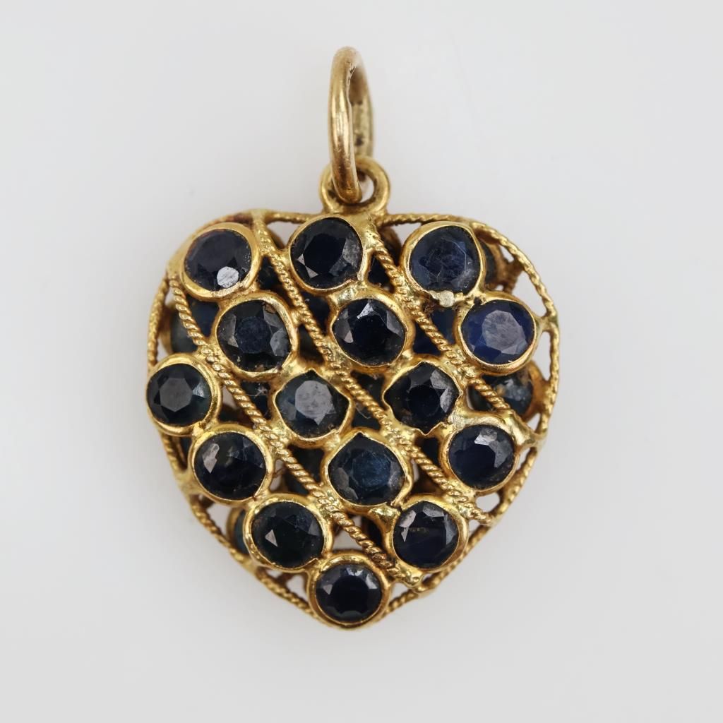 18kt Gold Blue Sapphire Heart Pendant - photo 1