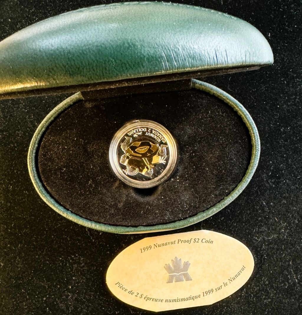 1999 CANADA $2 NUNAVUT INDIAN DRUM DANCE, UNBLEMISHED ARGENT PROOF .925 STERLING COIN, WITH 24KT GOLD PLATED INNER CORE, ORIG CASE CAPSULE, COA - photo 1