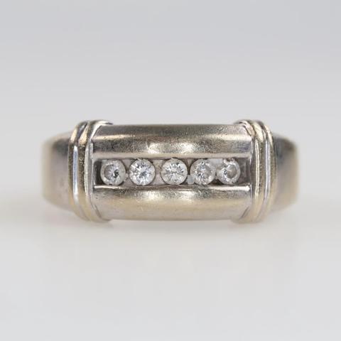 14kt White Gold Diamond Band