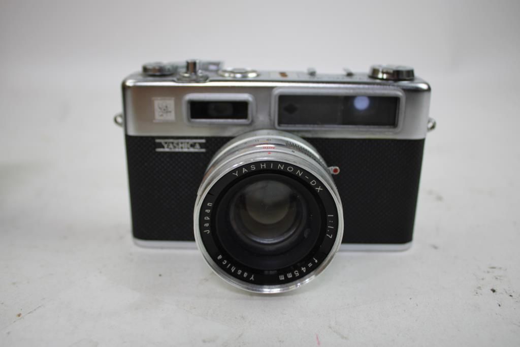 Yashica Electro 35 35mm SLR Camera - photo 1