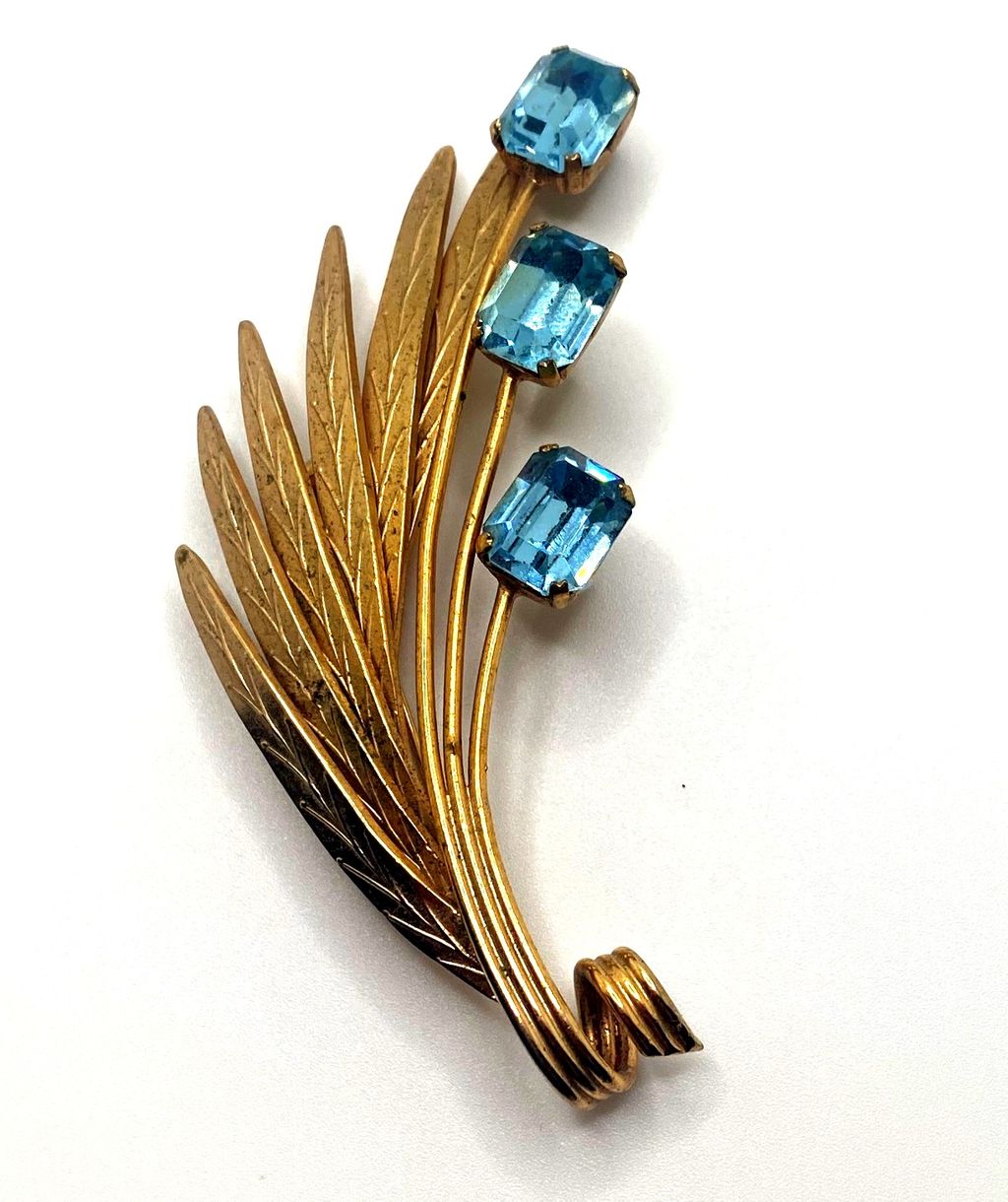 Vintage Gold Tone Blue Topaz Stone Brooch/Pin Circa 1960 - photo 1