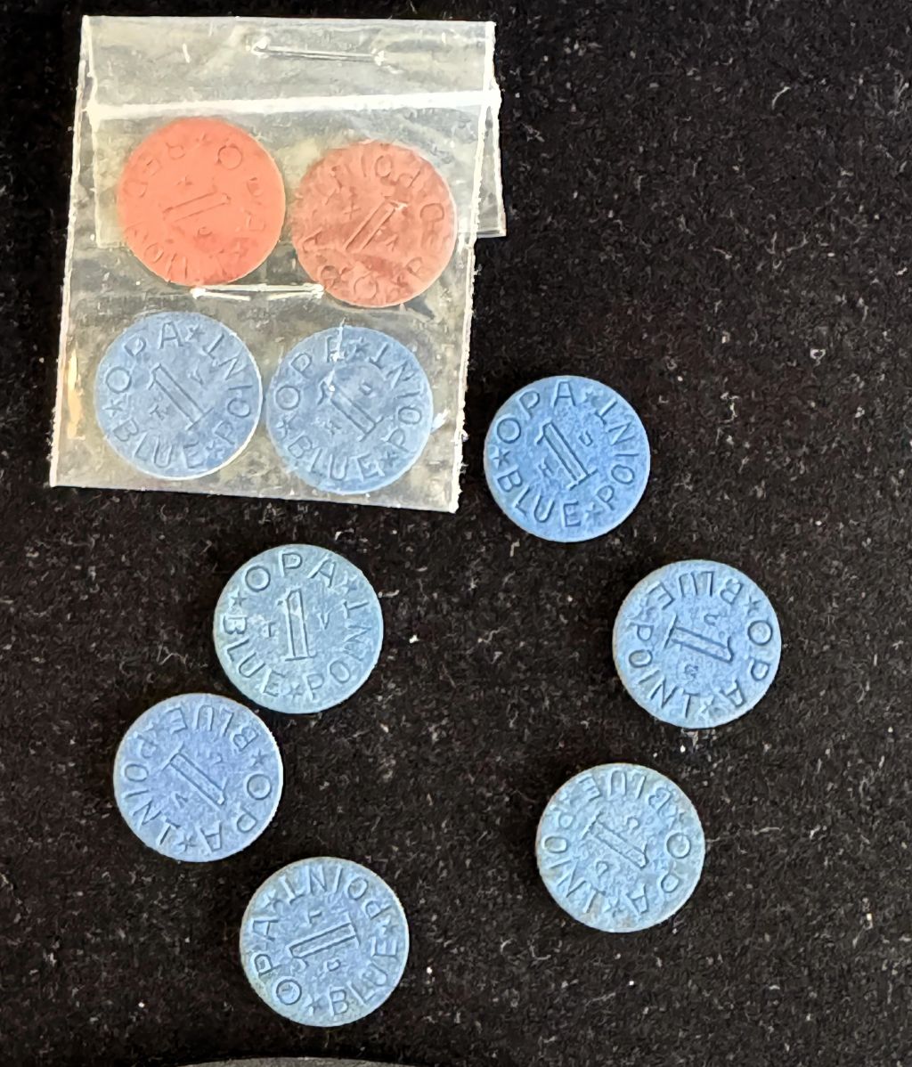 10 VARIOUS OLD WW II SALES TAX, RATION TOKENS - photo 1