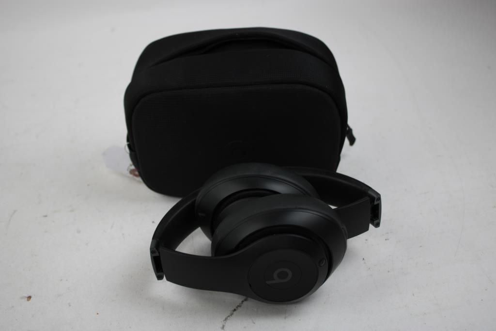 Beats Studio Pro Headphones, Black - photo 1