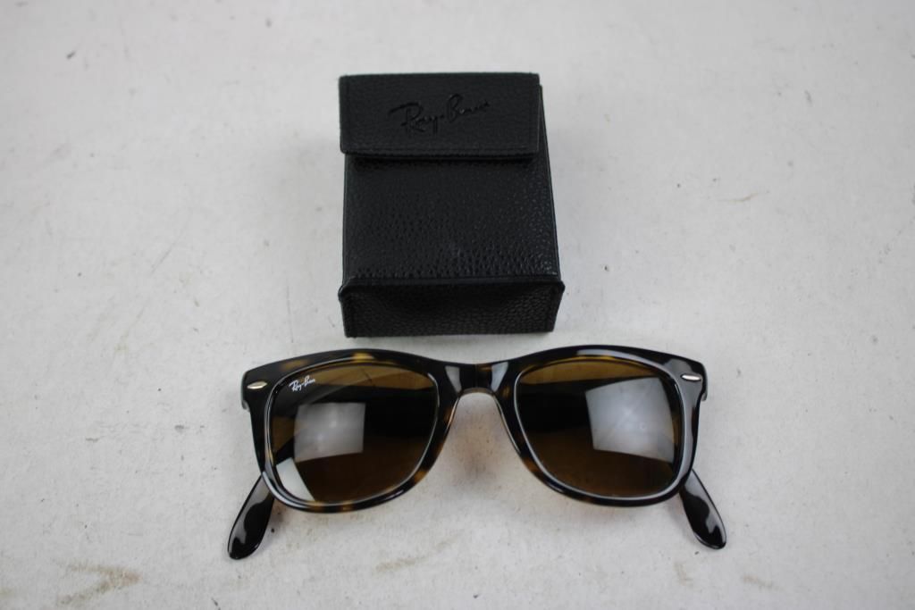 Ray-ban Folding Wayfarer Square Sunglassses - photo 1