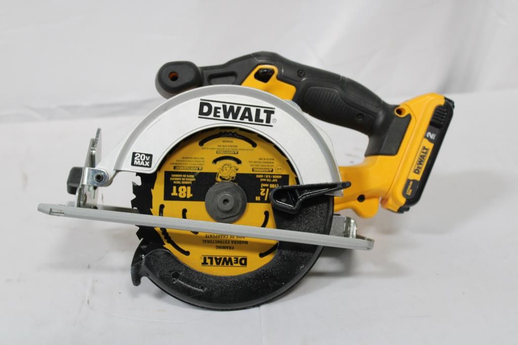 Dewalt Cordless Circular Saw - photo 1