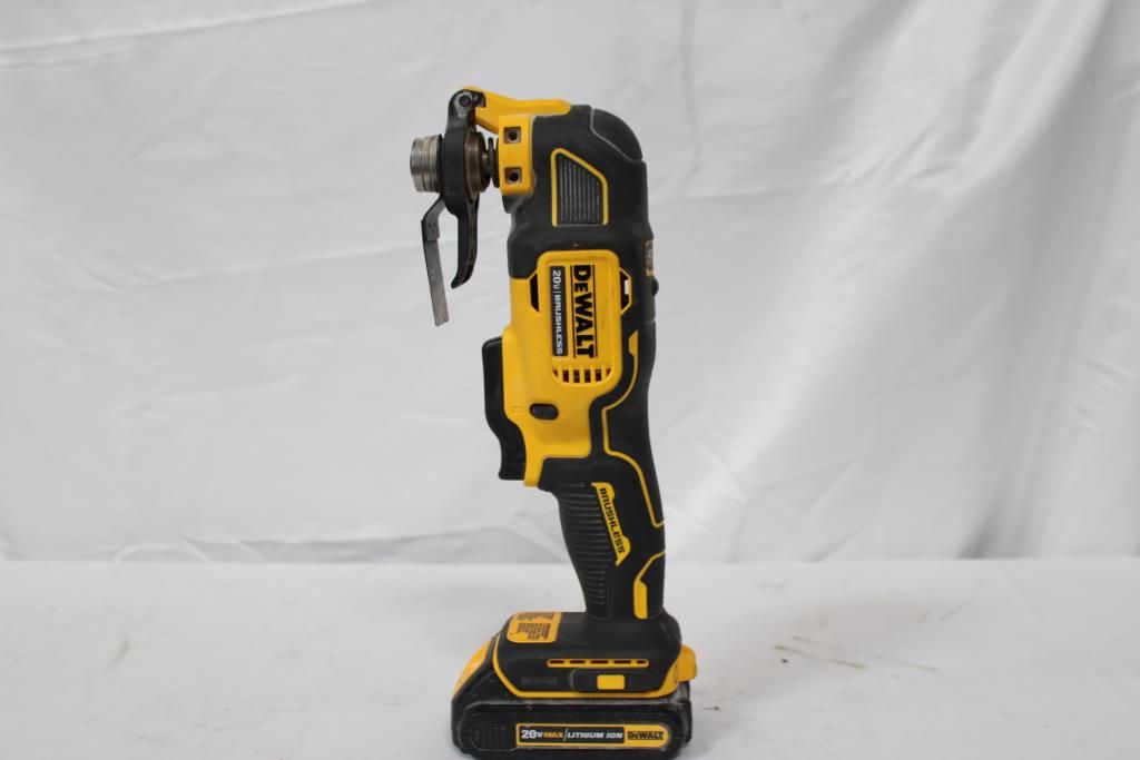 Dewalt Cordless Oscillating Multi-tool - photo 1
