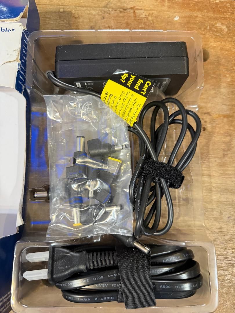 65 amp Computer power supply with various plug ins - photo 1