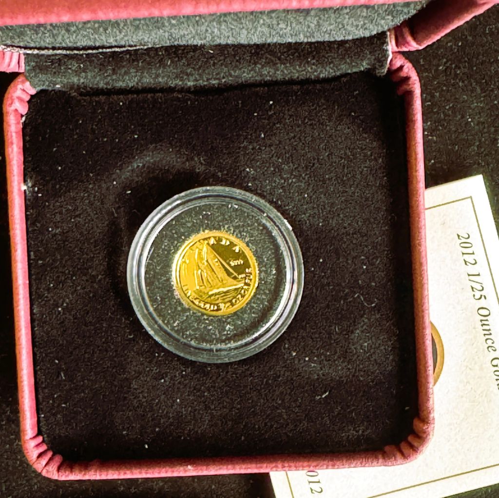 GOLD, 2012 1/25 OUNCE PURE GOLD, ROYAL CANADIAN MINT, GEM PROOF IN ORIG CAPSULE, CASE, COA - photo 1