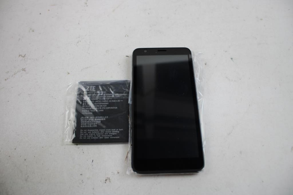 ZTE Quest 5 LTE - photo 1