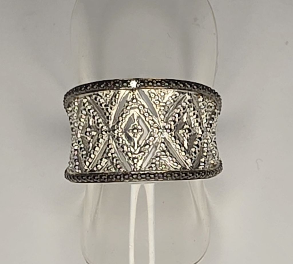 No Reserve Natural Diamond Ring Size 6 - photo 1