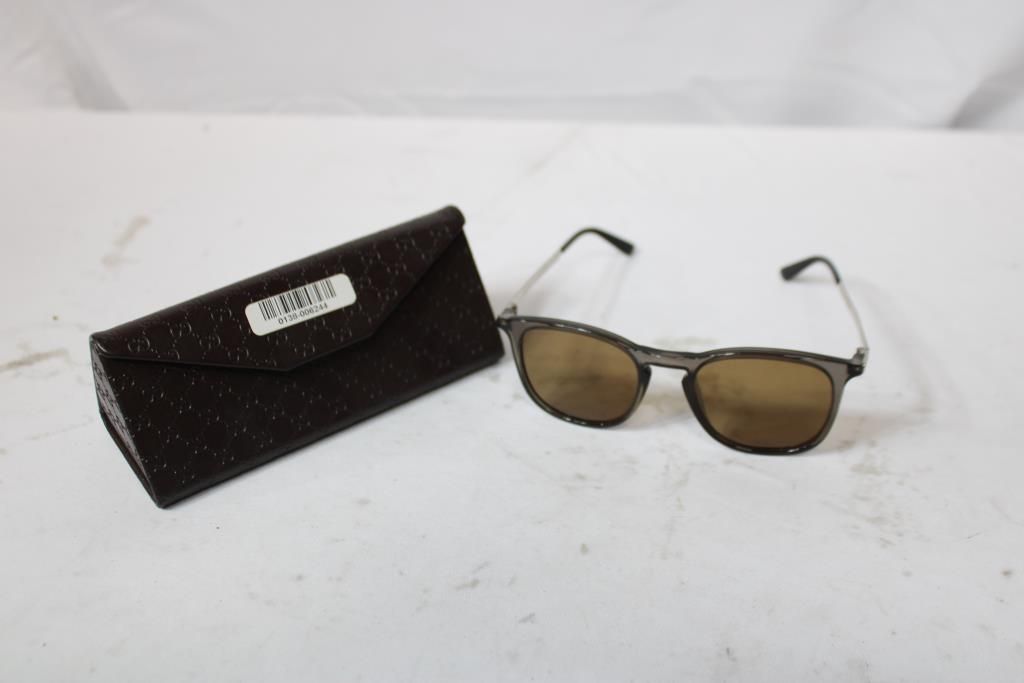 Gucci Sunglasses With Case - photo 1
