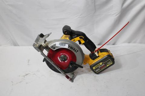 DeWalt DCS391 Cordless Circular Saw