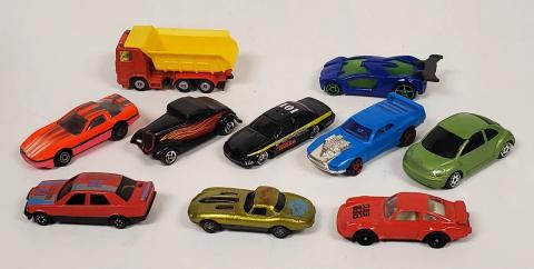 Lot of 10 Mixed Diecast Cars - Hot Wheels, Matchbox, Maisto, Siku & More