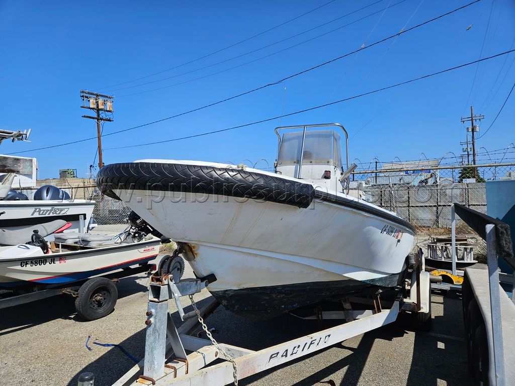 Used 1997 Boston Whaler 17ft Boat with Pacific Trailer — photo 1