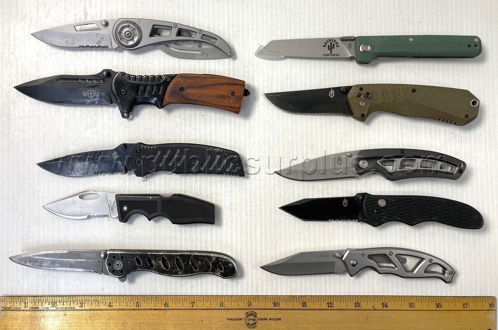Gerber Folding Knives - QTY 10 - Shipping $12.00 — photo 1