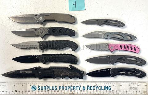 Smith & Wesson Folding Knives - QTY 10 - Shipping $12.00