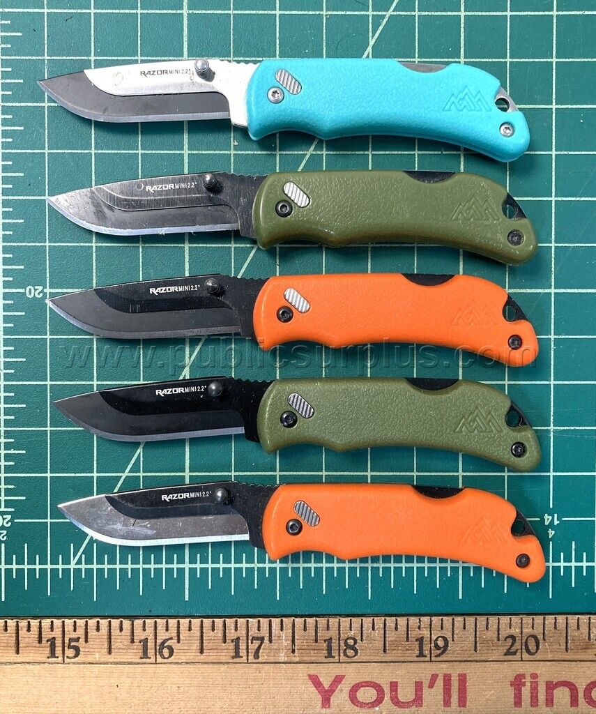 Outdoor Edge Razor Knives - QTY 5- Shipping $12.00 - photo 1