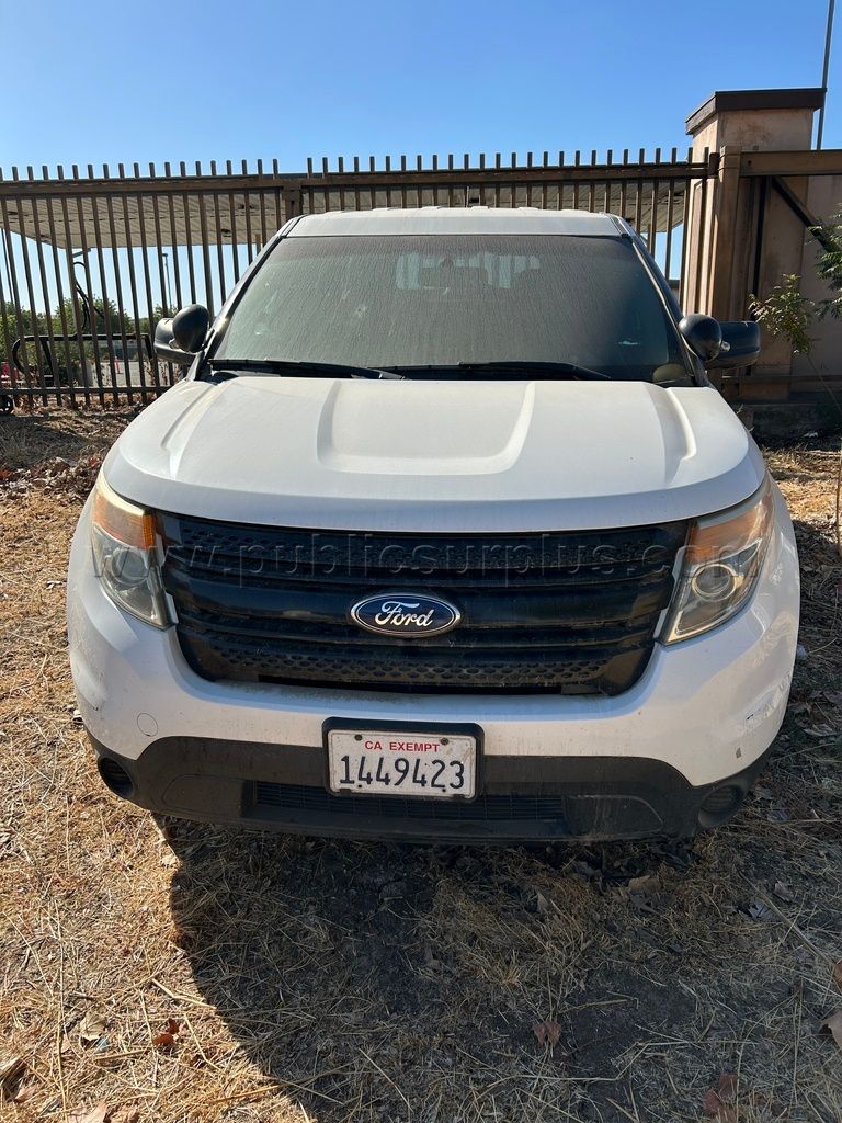 2015 FORD UTILITY VEHICLE — photo 1