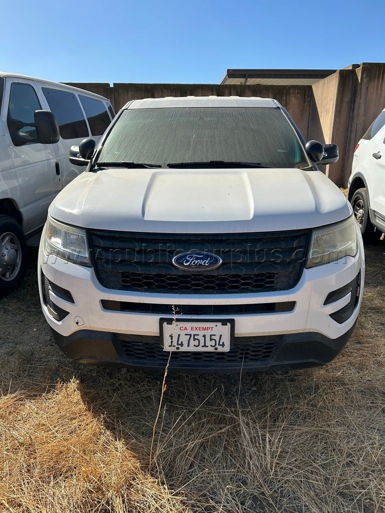 2017 FORD UTILITY — photo 1