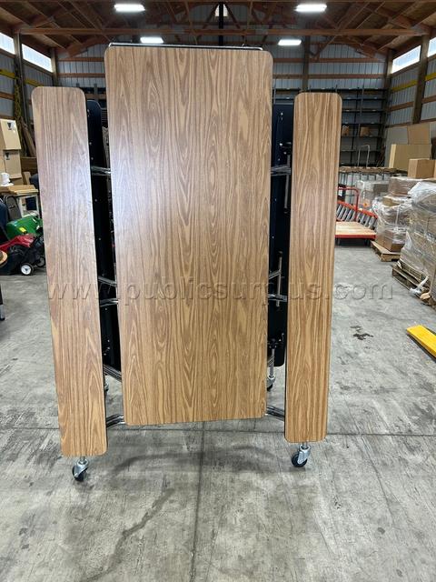 USED CAFTERIA TABLE