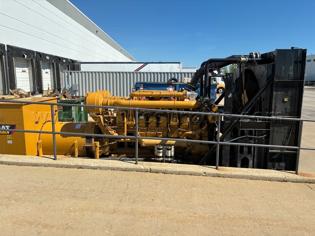2015 CATERPILLAR STANDBY DIESEL GENERATOR (USED) — photo 1