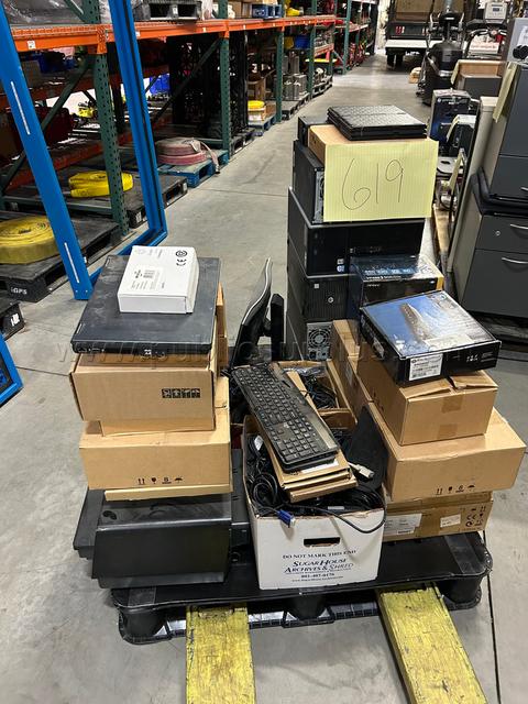 Lot 619 Computer Components