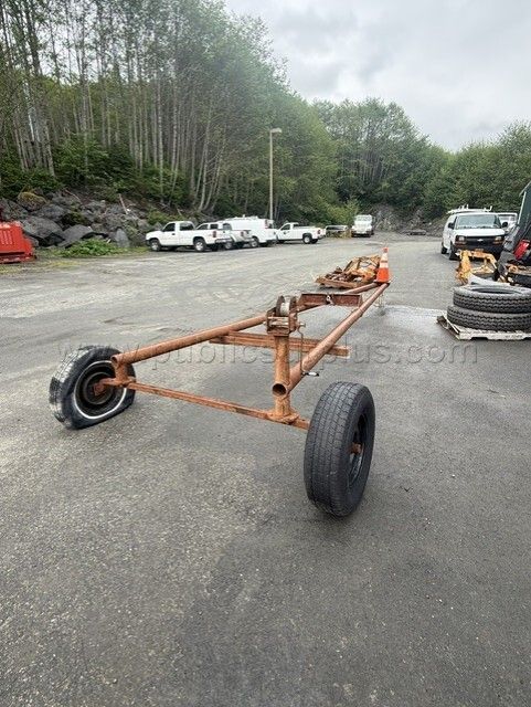 Custom single axel trailer with winch - photo 1