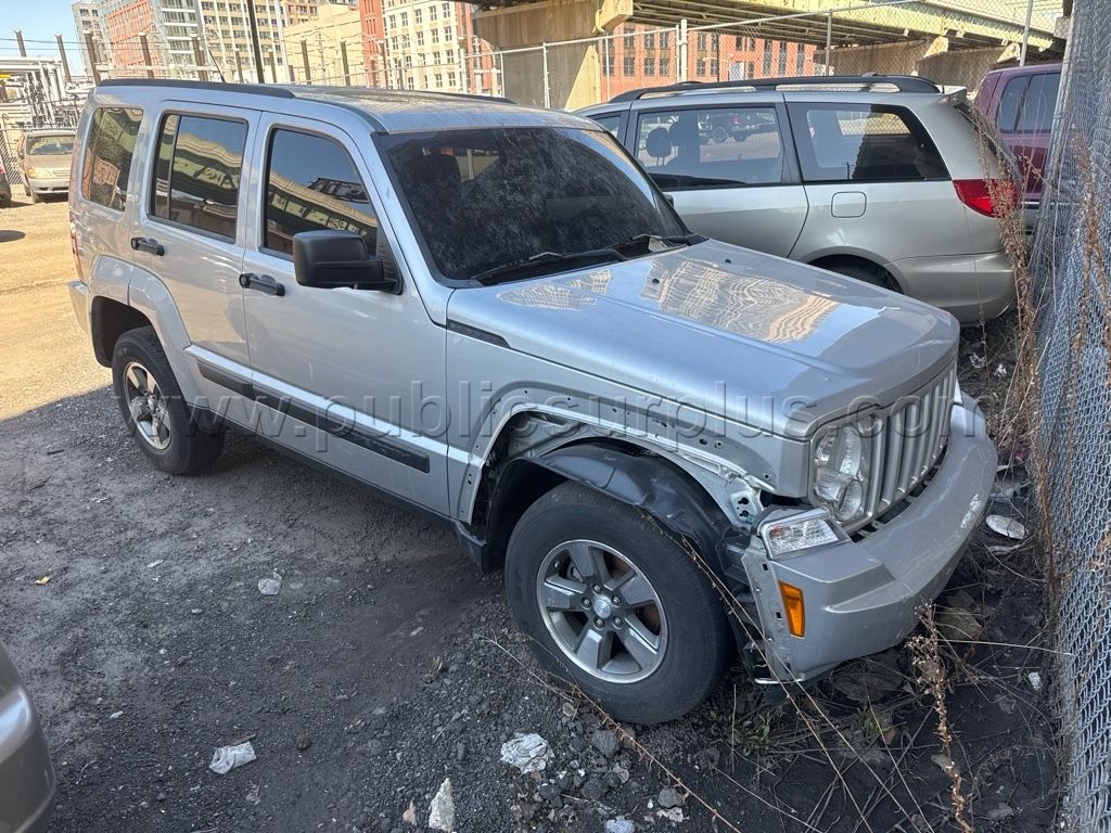 2008 Jeep Liberty — photo 1