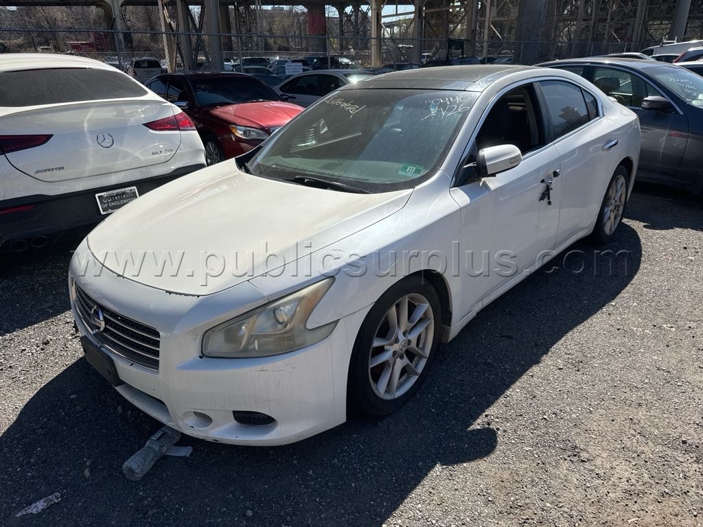 2011 Nissan Maxima — photo 1