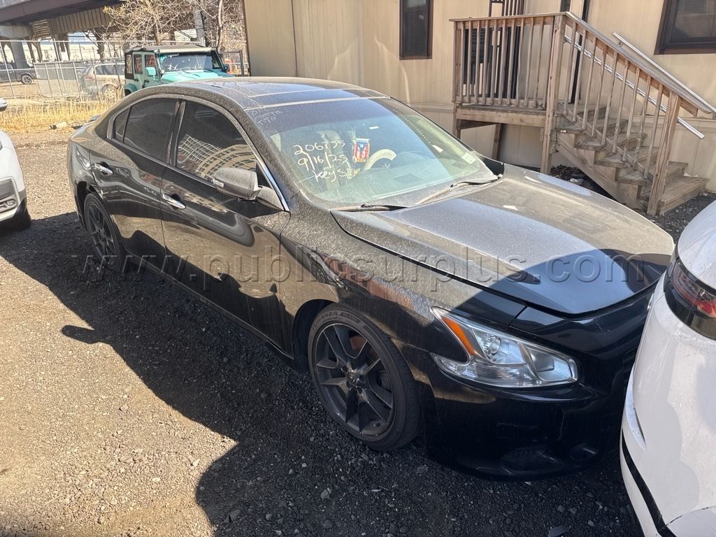 2009 Nissan Maxima — photo 1