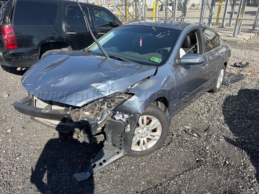 2012 Nissan Altima — photo 1