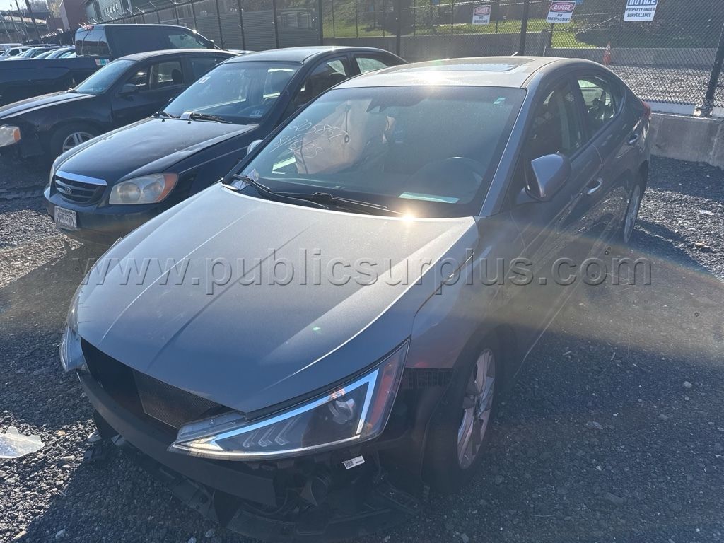 2020 Hyundai Elantra — photo 1