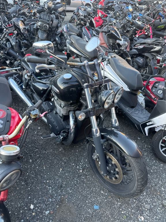 2015 Triumph Thunderbird — photo 1