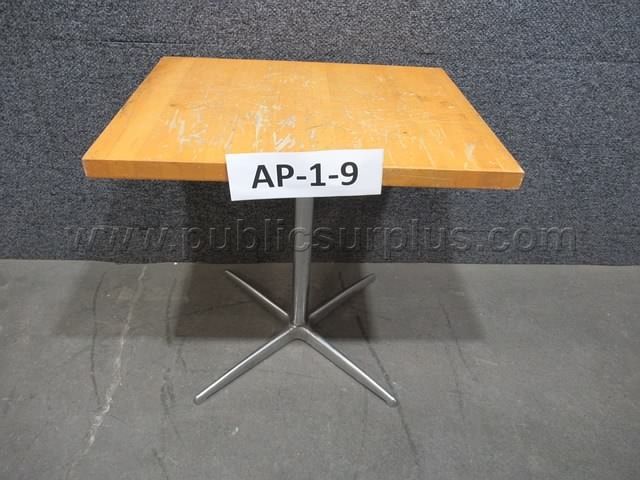 TABLE ~ AP-1-9 — photo 1