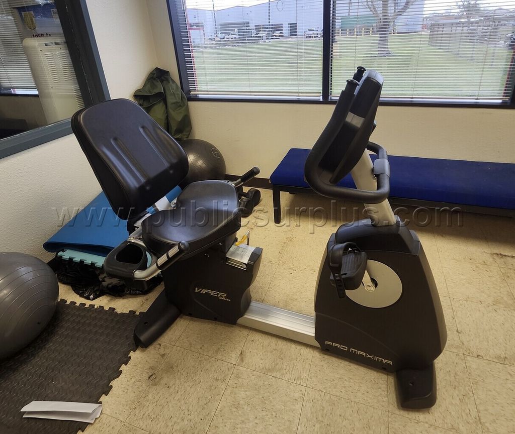 Used Pro Maxima Viper Series Maxima Exercise Bike — photo 1