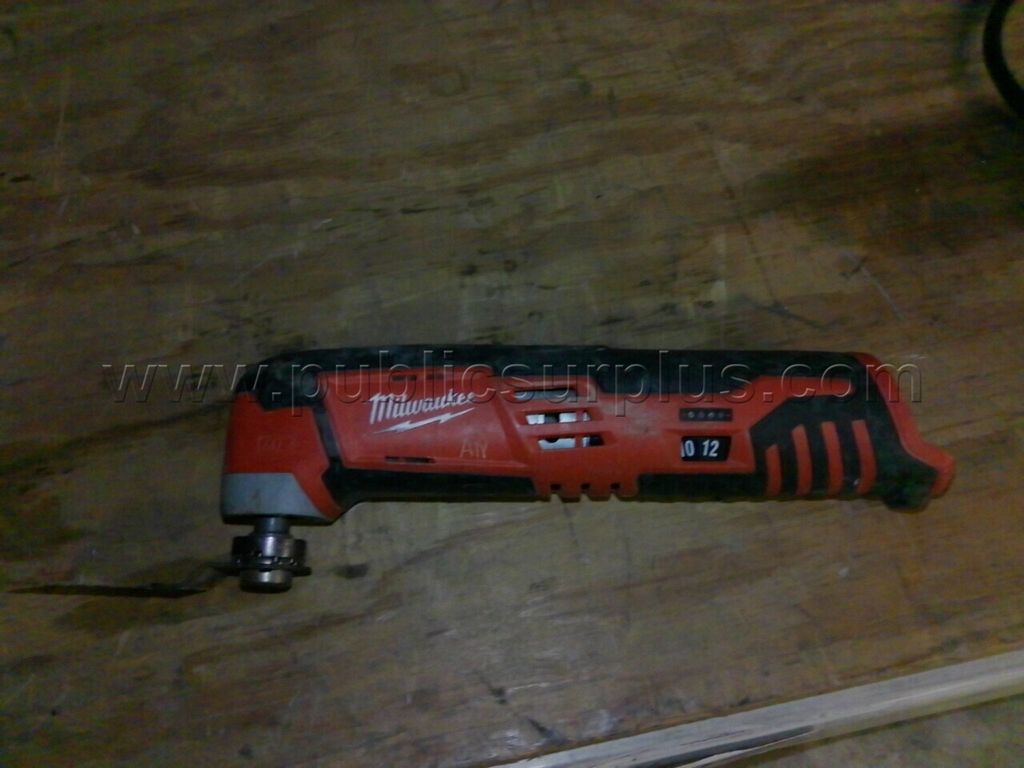 Milwaukee Multi-tool ~ IA-25328 — photo 1