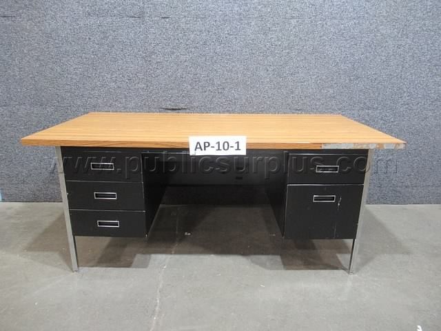 DESK ~ AP-10-1 — photo 1