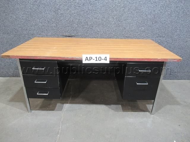 DESK ~ AP-10-4 — photo 1
