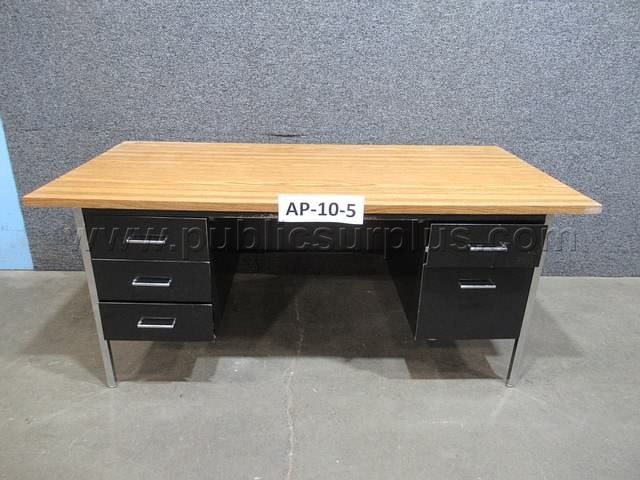 DESK ~ AP-10-5 — photo 1