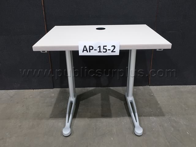 TABLE ~ AP-15-2 — photo 1