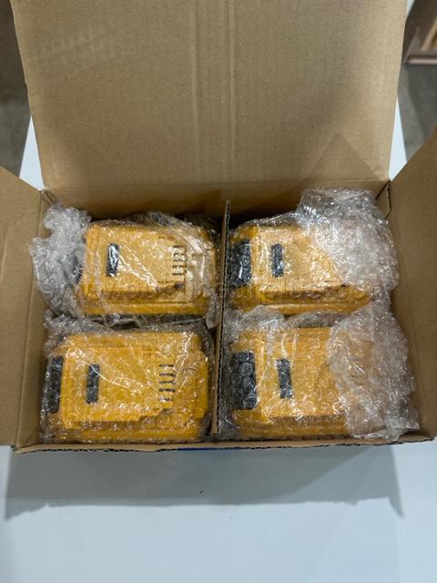 Box of 4 NEW Lithium Batteries for DeWalt Tools - B