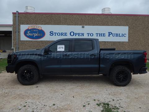 Lot 275 - 2020 Chevy Silverado Trail Boss 4x4 - 3GCPYCEFXLG149215