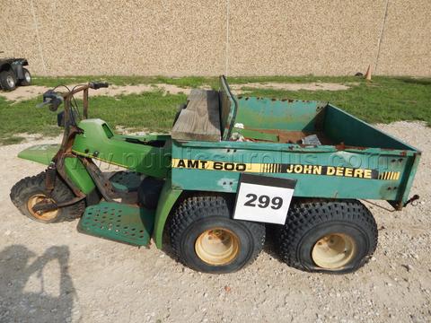 Lot 299 -John Deere AMT 600