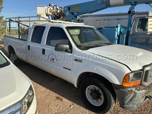 2001 Ford F350 Pickup — photo 1